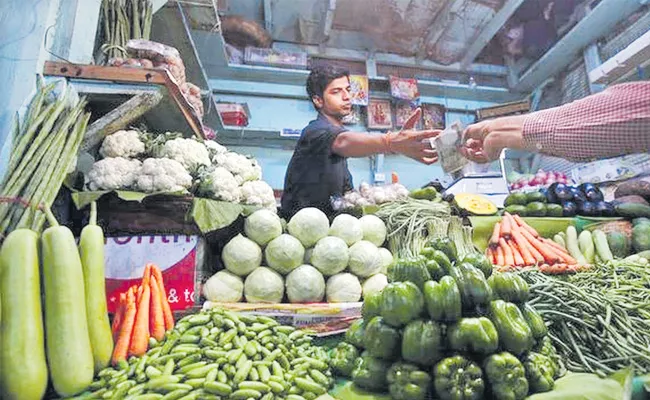  WPI inflation spikes to 3.18% in March on costlier food, fuel - Sakshi