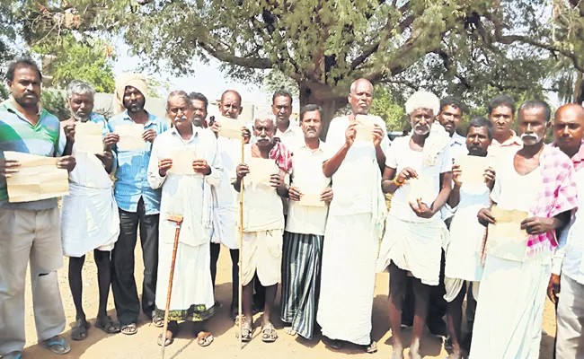 Farmers Problems With Land Registrations Rangareddy - Sakshi