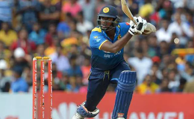 Mathews back, Chandimal dropped from Sri Lankas World Cup plans - Sakshi