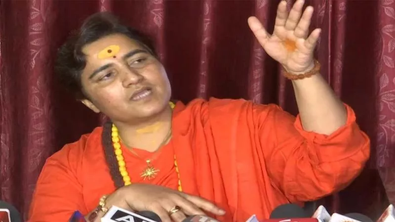 Sadhvi Pragya Thakur Booked For Remarks On Hemant Karkare - Sakshi