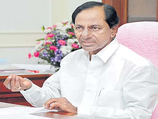 KCR mandate for a comprehensive plan of water evacuation - Sakshi