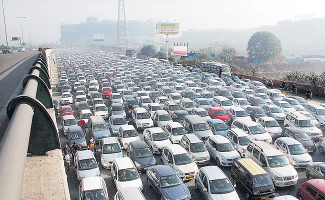 Passenger vehicle sales grow in single digit - Sakshi