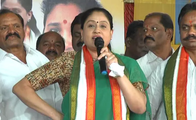 Ex MP Vijaya shanthi In Sangareddy Election Campaign - Sakshi