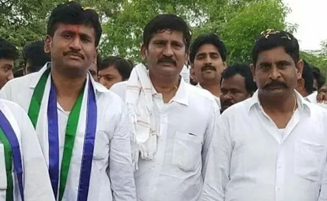 Life Thret For Raptadu YSRCP Candidate Thopudurthi Prakash Reddy - Sakshi