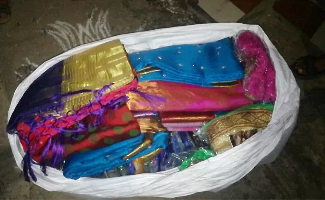 Kadapa Police Trying to Mafi TDP Silk Saree Distribution Case - Sakshi