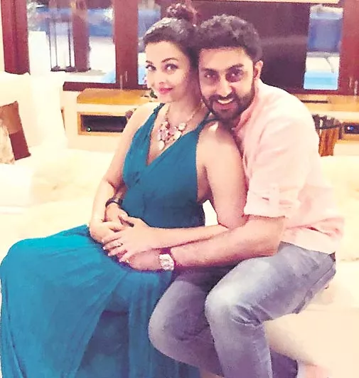 Aishwarya Rai and Abhishek Bachchan celebrate 12 years of togetherness in Maldives - Sakshi