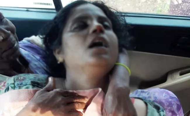 Women Died in Thunder Bolt Accident Chittoor - Sakshi