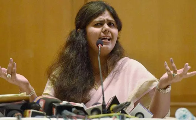 Pankaja Munde Shocking Comments By Should Have Strapped Bomb On Rahul Gandhi - Sakshi