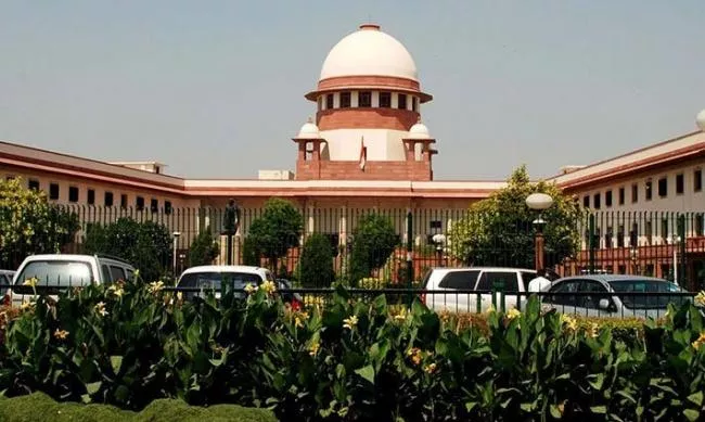 Supreme Court Orders Gujarat Govt To Pay 50 Lakh Rs To Victim Who Lost Everything In 2002 Riots - Sakshi