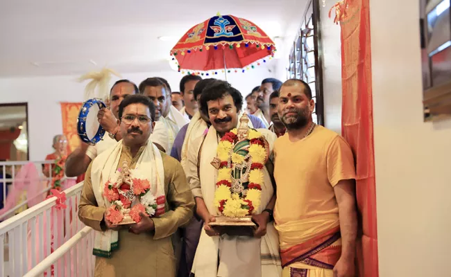 Simi Valley Telugu community Conducts SitaRama Kalyanam - Sakshi