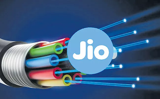 Jio GigaFiber to offer broadband, landline, TV combo for Rs 600 a month - Sakshi