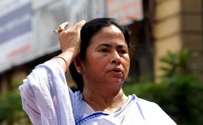 Mamata Banerjee Demands On Transfer Election Officer - Sakshi