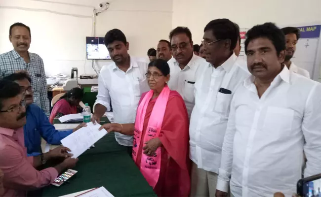 Telangana ZPTC And MPTC Nominations Ends - Sakshi