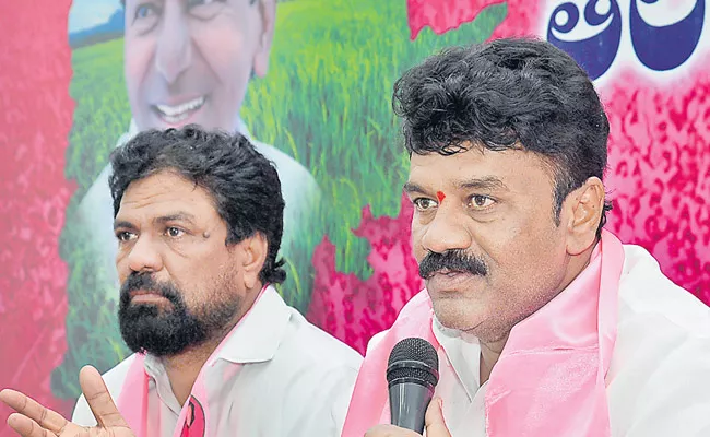 srinivas yadav Fires on Congress party - Sakshi