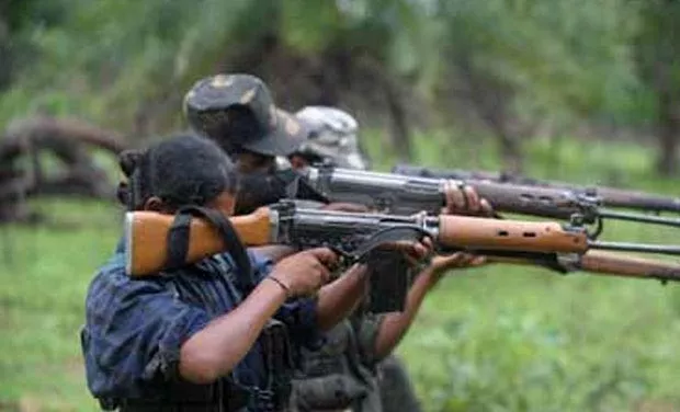 Two policemen killed in Naxal attack in Chhattisgarh's Bijapur - Sakshi