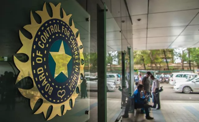 BCCI Looks To End Controversy Of Rahul And Hardik Issue Before World Cup - Sakshi