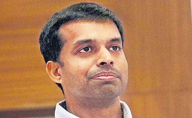 Pullela Gopichand says players who indulge in age fraud should be banned - Sakshi