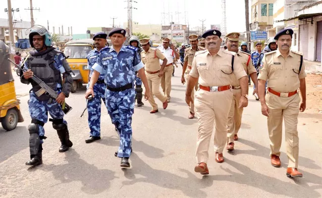 Police Full Protection For Loksabha Elections In Mahabubnagar - Sakshi