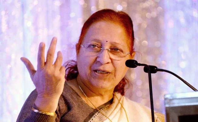 Sumitra Mahajan Won’t Contest Lok Sabha Polls - Sakshi