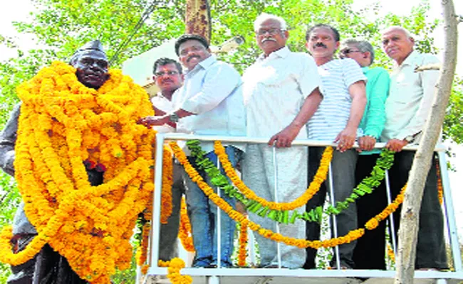 Tribute To Babu Jagjivanram - Sakshi