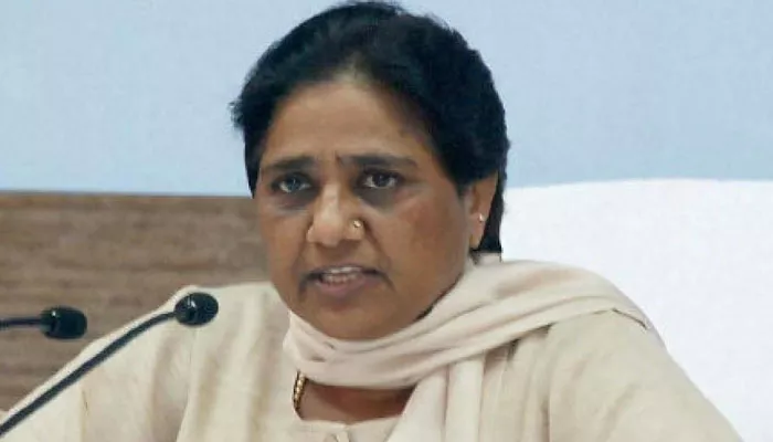 Mayawati Under EC Scanner For Appealing Muslims - Sakshi