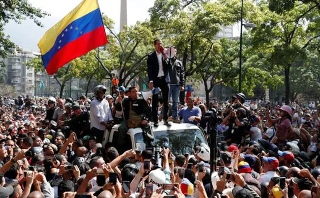 Riots Break Out In Venezuela Amid Attempted Coup - Sakshi