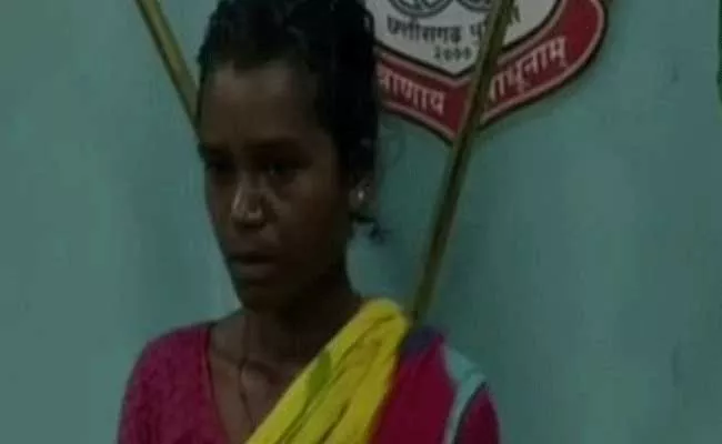 Police Arrests Maoist Mangli - Sakshi