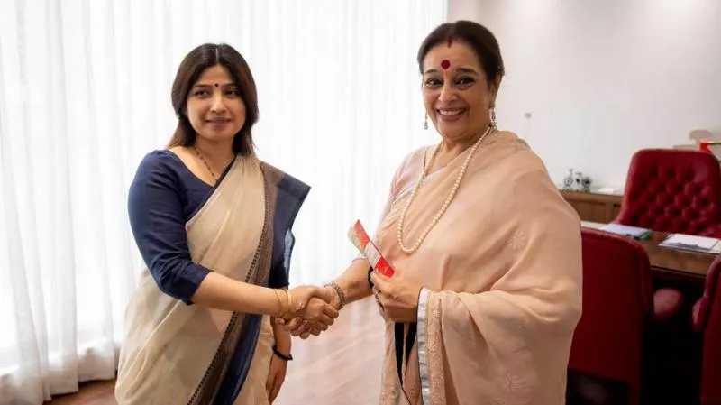 Poonam Sinha Is Richest Candidate In Lok Sabha Election Phase Five - Sakshi