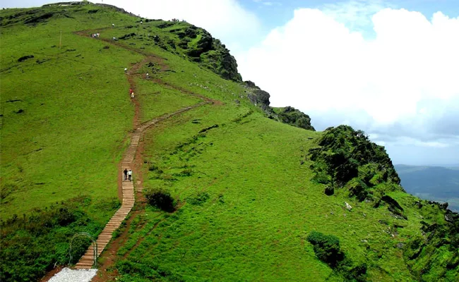 Best Tourist Places In Chikmagalur - Sakshi