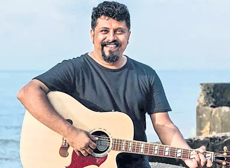 Raghu Dixit makes acting debut with Garuda - Sakshi