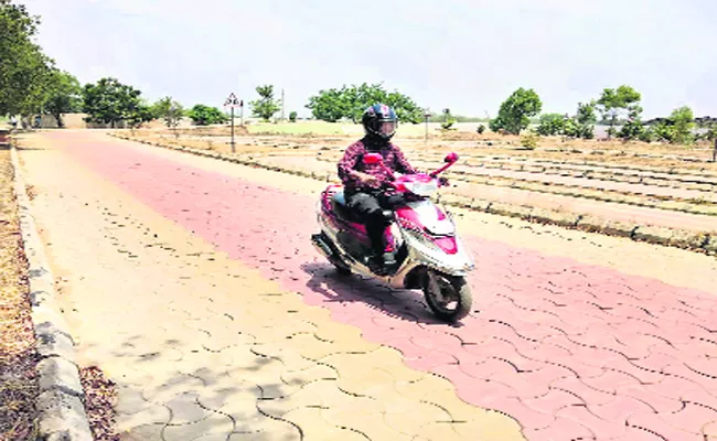 Awareness on Vehicle Licence - Sakshi