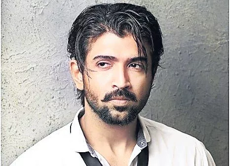 Arun Vijay starts MMA training for Boxer - Sakshi