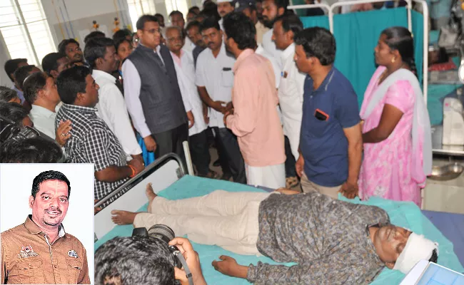 Photo Journlist Died in Current Shock Chittoor - Sakshi