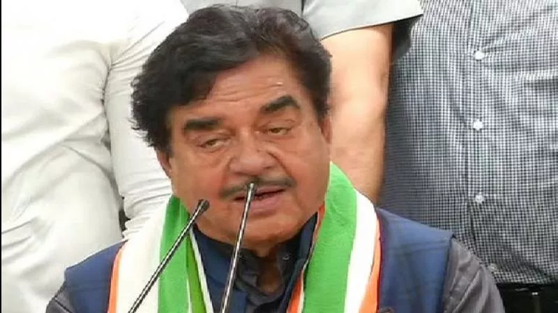 Shatrughan Sinha Said Advaniji Was In Tears Did Not Stop Me From Leaving - Sakshi