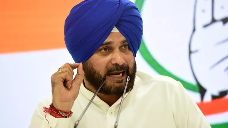 Navjot Singh Sidhu Says Rahul Gandhi Is A Cannon And I Am AK 47 - Sakshi