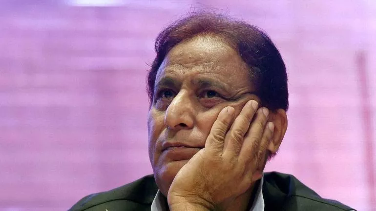 Azam Khan Says Khaki Nikkar And Nathuram Godse An Identity of RSS - Sakshi