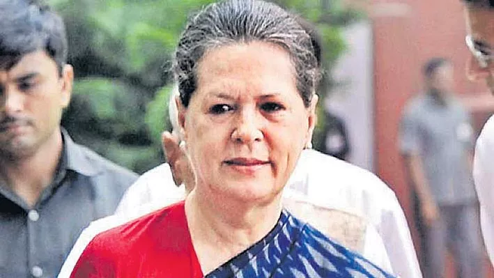 Sonia Gandhi invites non-NDA parties for meet on May 23 - Sakshi