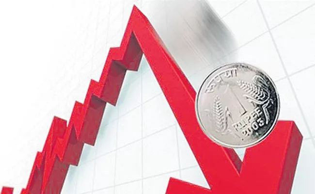 Rupee slips 29 paise to 70.32 vs USD in early trade - Sakshi