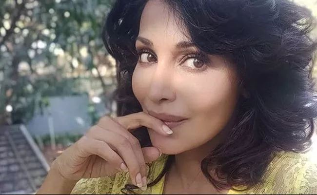 Flora Saini Asks Why Male Actors Are Not Tagged Bold - Sakshi