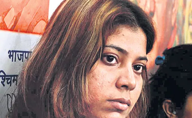 On Mamata Banerjee Priyanka Sharma created Mim - Sakshi