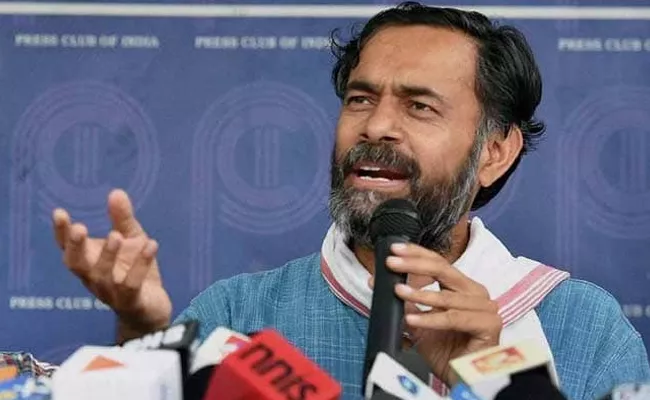 Congress Must Die If Dont Stop BJP Says Yogendra Yadav - Sakshi