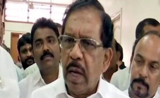 Roshan Baig Comments On Congress Leaders - Sakshi