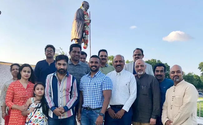 Telugu Cine Celebrities Visits Dallas Mahatma Gandhi Memorial - Sakshi