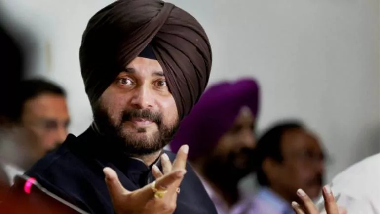 Twitter Trolls Navjot Singh Sidhu on Rahul Gandhi Amethi Loss - Sakshi