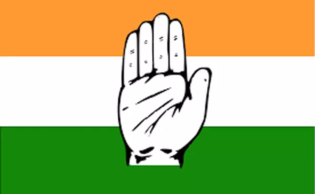 Uttam And Komatireddy Venkatreddy And revanth reddy from Congress wins in LS polls - Sakshi