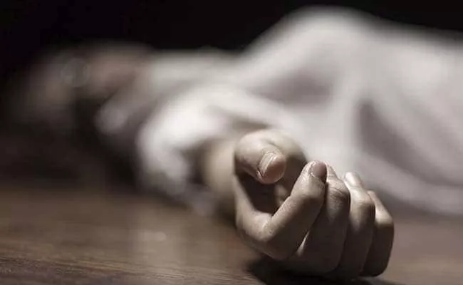 Harassed by Seniors over Caste, Mumbai Doctor Commits Suicide - Sakshi