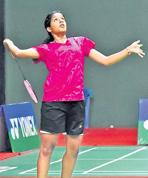 Pullela Gayatri Gopichand loses in junior badminton semis - Sakshi