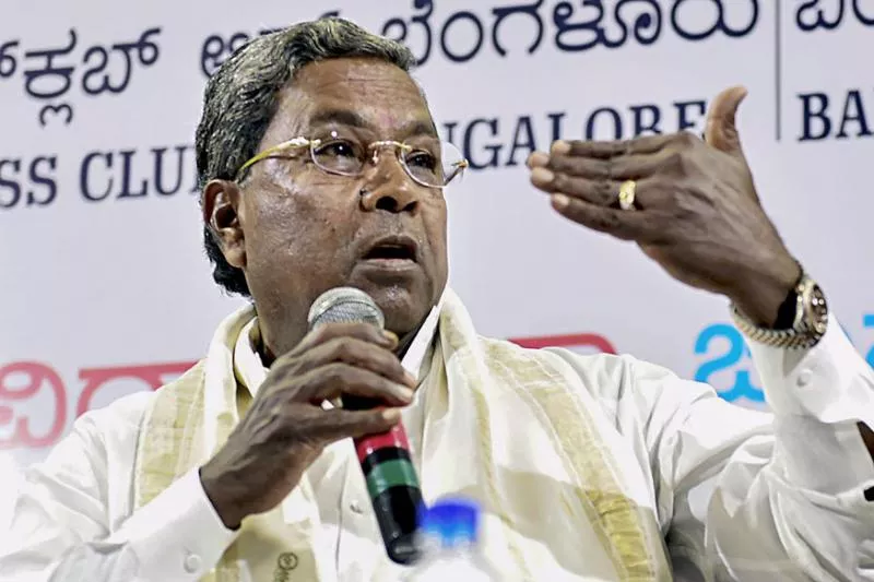 Siddaramaiah Hits Resign on June 1 Over Yeddyurappa Latest Prediction - Sakshi