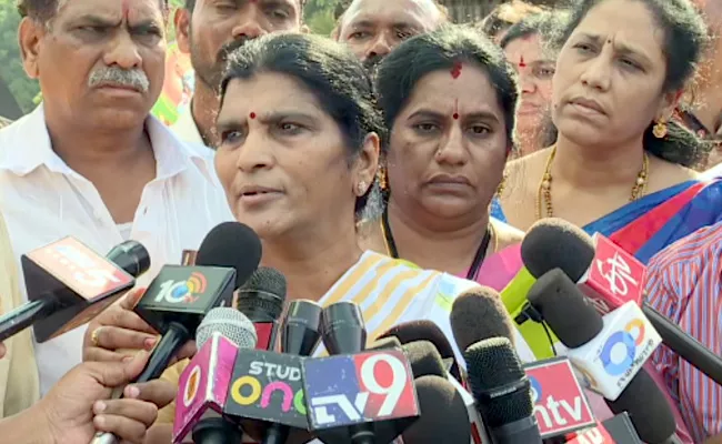 Lakshmi Parvathi Fires On TDP  - Sakshi