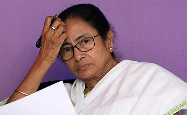 Mamata Banerjee To Skip Narendra Modi Oath Ceremony - Sakshi